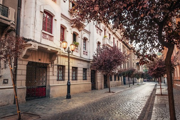 Quels sont les meilleurs lieux historiques pour découvrir l'époque victorienne à Londres?